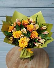 Букет цветов из:  Альстромерии и Розы в Земетчино