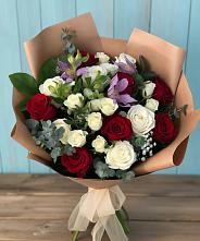 Букет цветов из:  Розы и Альстромерии в Земетчино