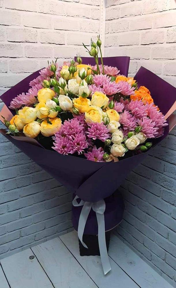 Букет цветов из: Хризантемы и Розы в Земетчино