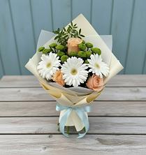 Букет цветов из:  Герберы, Розы и Хризантемы в Земетчино
